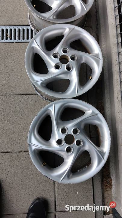 Felgi aluminiowe 15 Alufelgi Toyota Celica Kłobuck