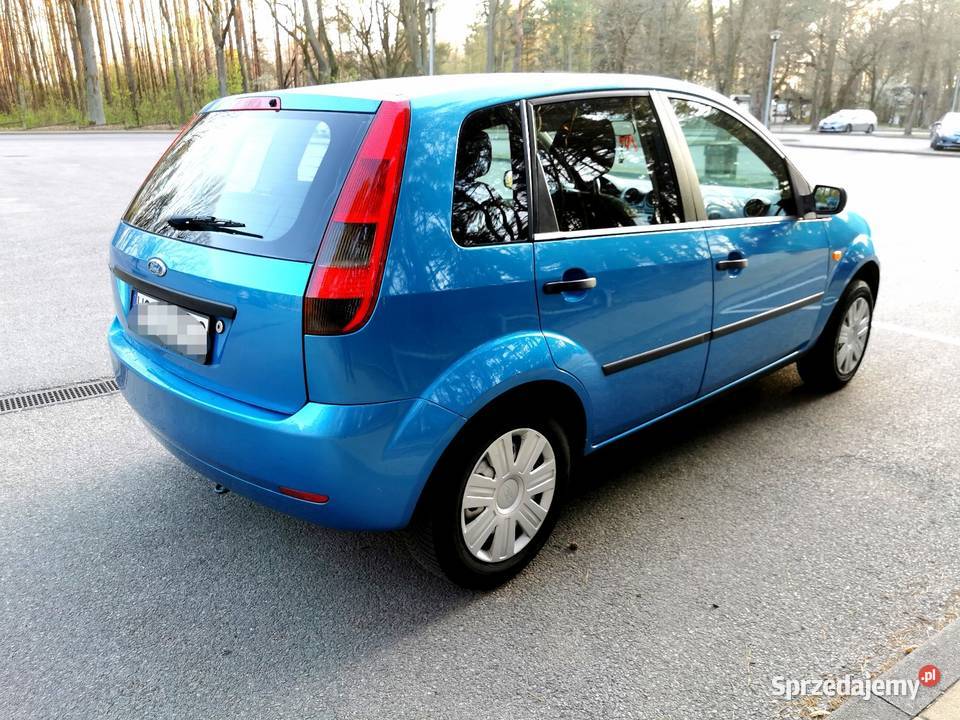 Ford Fiesta 14 16v 2005r Benzyna Klimatyzacja Kampinos A sprzedam