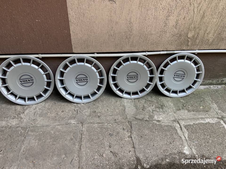 Piękne lampy tylne do volvo 244 Lampy tylne Części samochodowe łódzkie Łódź