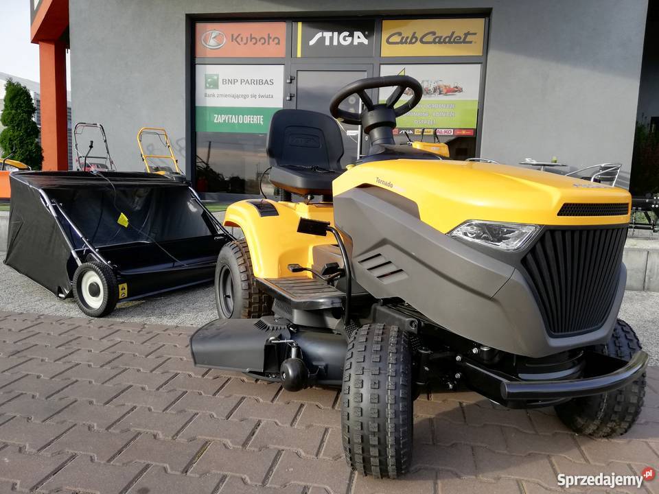 Najtańszy nowy traktor kosiarka z zamiatarką Kobiele Wielkie
