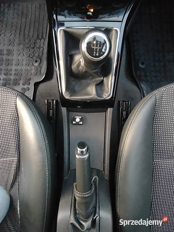 Bogata wersja z gazem Hatchback Słomniki