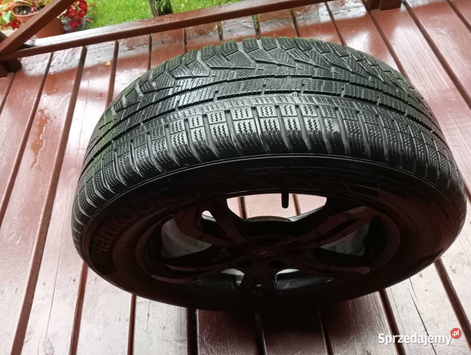 4 koła zimowe Tucson 22560R17 czarne aluminiowe warmińsko-mazurskie Elbląg sprzedam