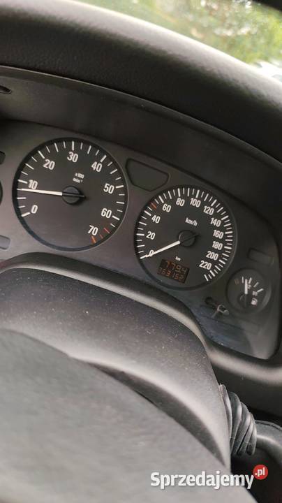 Opel astra 14 benzyna super auto małe pieniądze radio Astra Krapkowice