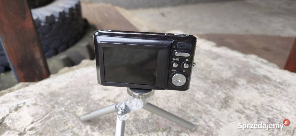 Aparat Polaroid Is 426 w kolorze czarnym Aparaty Rawicz sprzedam