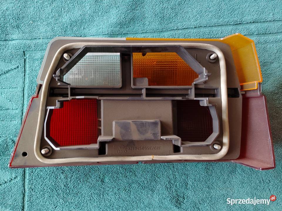 Volkswagen Passat B1 fabrycznie nowe lampy tylne Gliwice