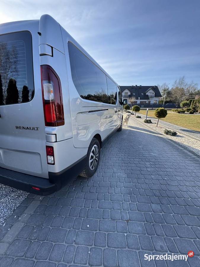 RENAULT TRAFIC LONG ENERGY 9CIO OSOBOWY Salon Zduńska Wola