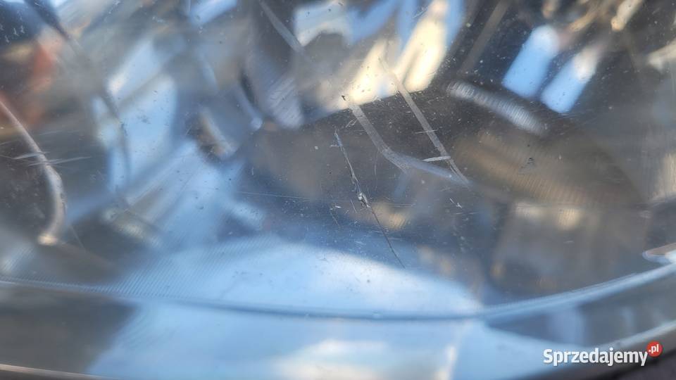 TOYOTA COROLLA E15 LAMPA REFLEKTOR LEWY PRZÓD Lampy przednie
