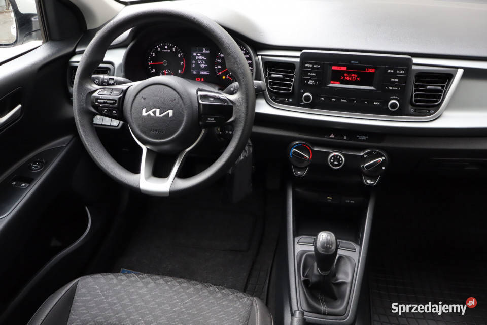 Kia Rio 10 TGDI wielofunkcyjna kierownica