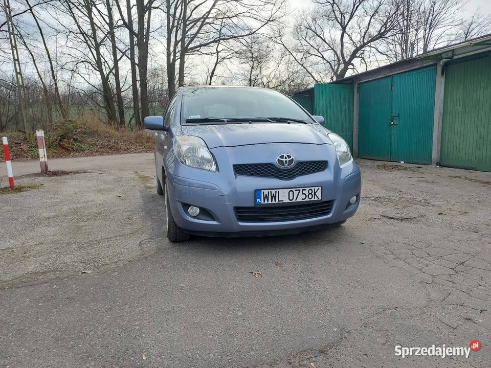 Toyota Yaris MR09 2010 poliftsilnik nieuszkodzony Zielonka