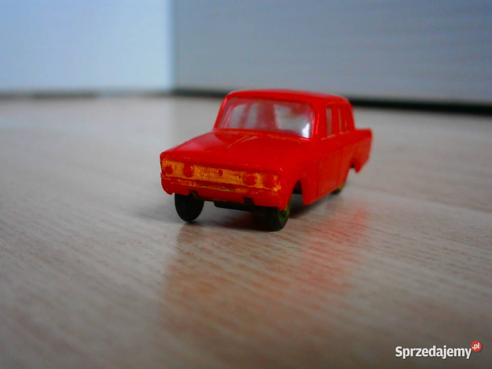 Moskwicz 408 ZC27 172 Ruch miniatura PRL Modelarstwo Łódź
