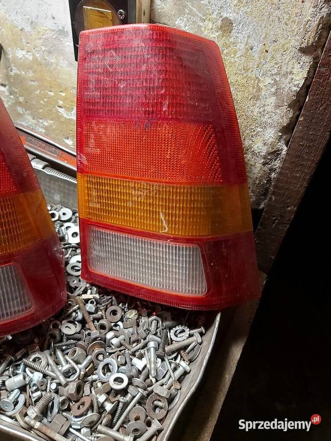 Lampy tył Opel Kadett dwie Toruń