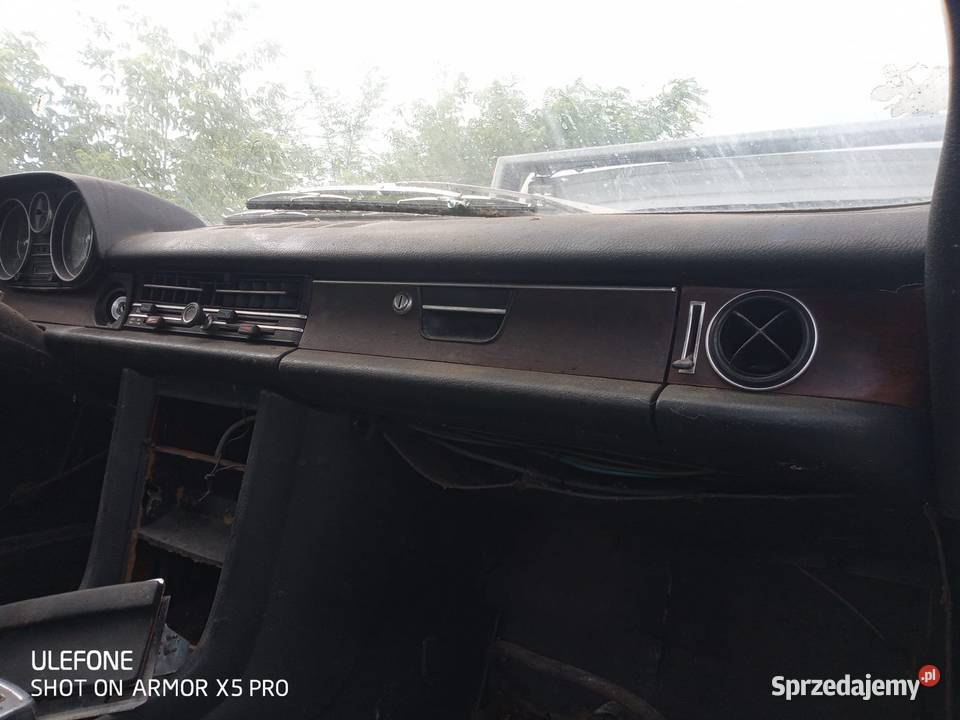 Sprzedam mercedes 114 coup nieuszkodzony Ostrowiec Świętokrzyski