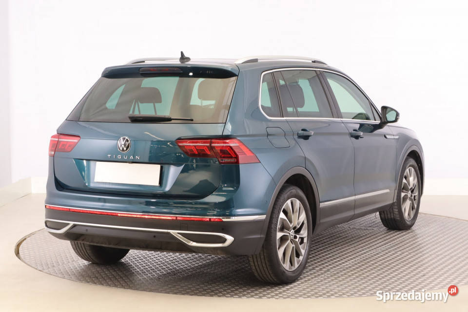 VW Tiguan 15 TSI asystent pasa ruchu