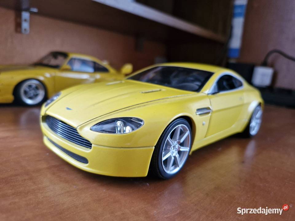 Model Aston Martin Vantage 118 Hot Wheels Modelarstwo Antyki, Sztuka, Kolekcje Legnica