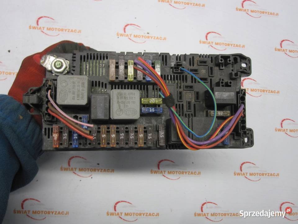 MERCEDES CLS C219 07r skrzynka bezpieczników Kielce