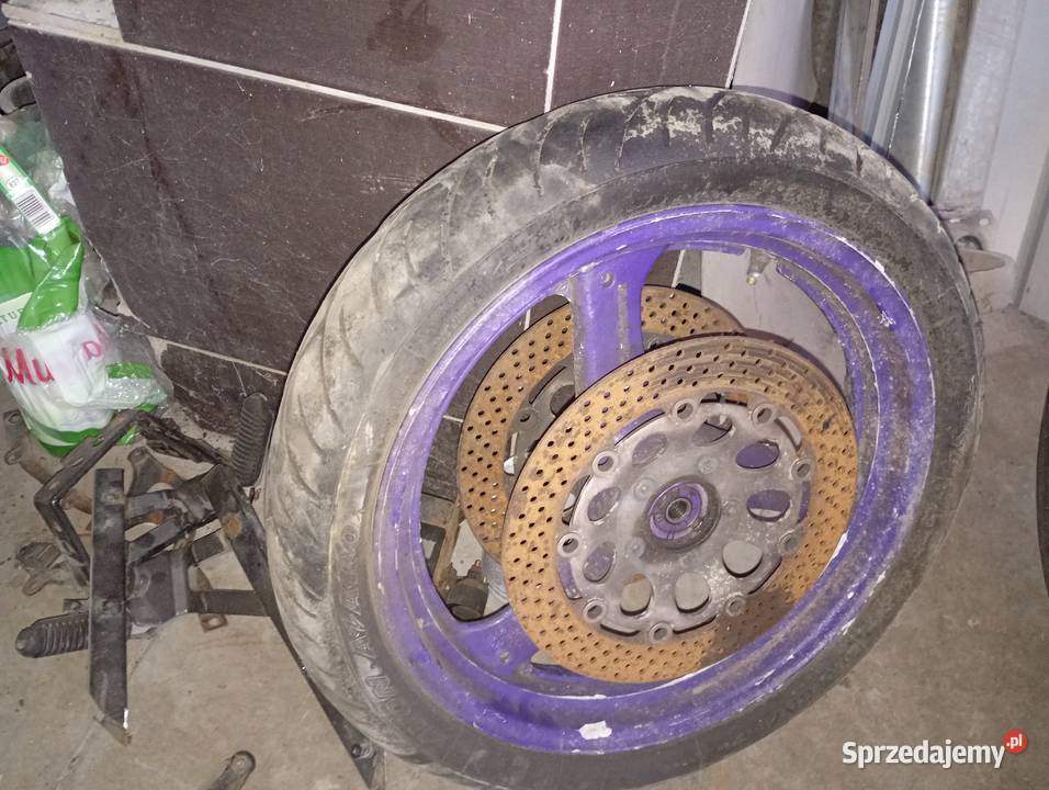 Części Suzuki gsx 750 Brzeg