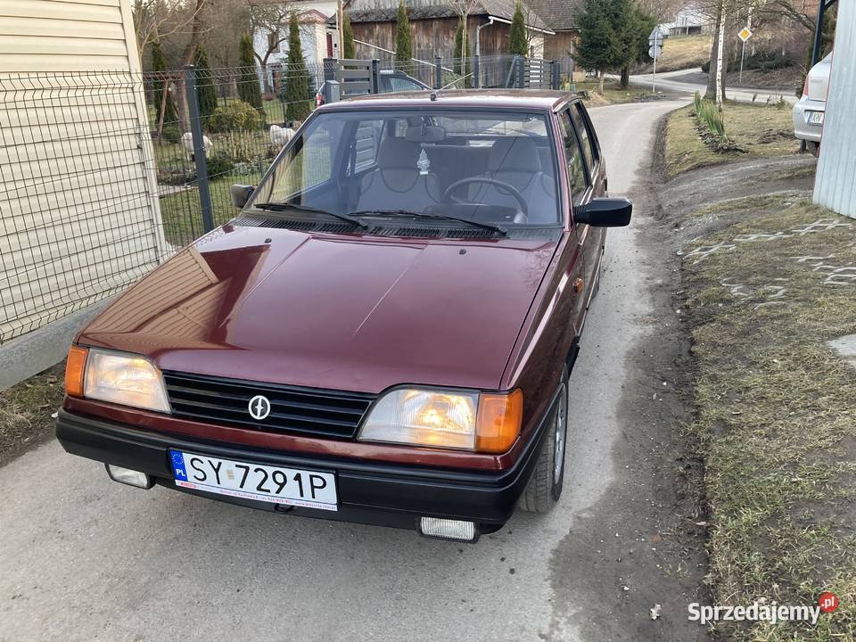 Piękny polonez caro nieuszkodzony Nowy Sącz