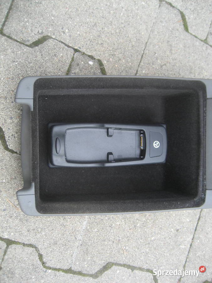 audi a6 c6 podłokietnik beżowy materiał Rakoniewice