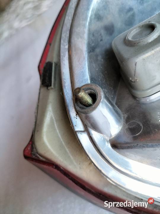 MERCEDES W202 W 202 LAMPA TYŁ TYLNA LEWA lampy tylne