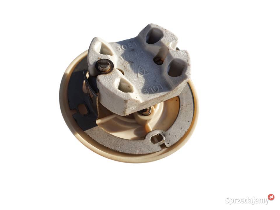 Stary przełącznik elektryczne podtynkowy Cieszyn