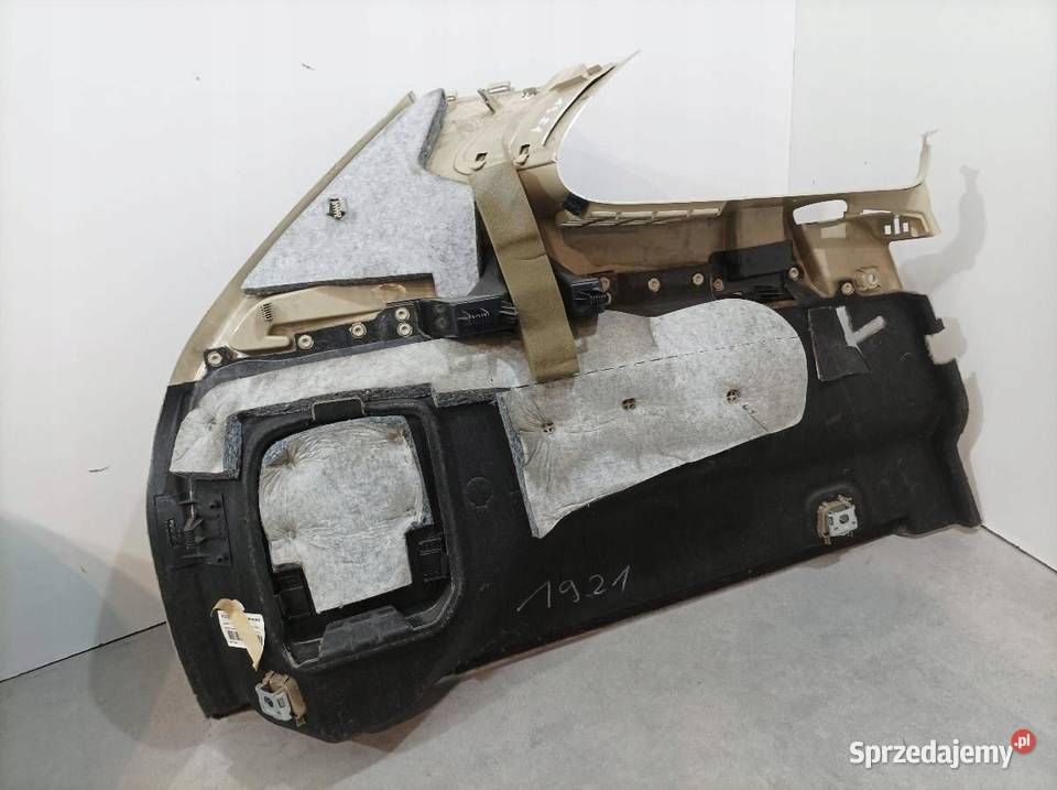 TAPICERKA BOCZEK BAGAŻNIKA LEWY PRAWY TYŁ KPL sprzedam