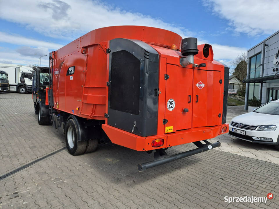 wozy paszowe Kuhn SPW 22 INTENSE Kuhn SPW 22