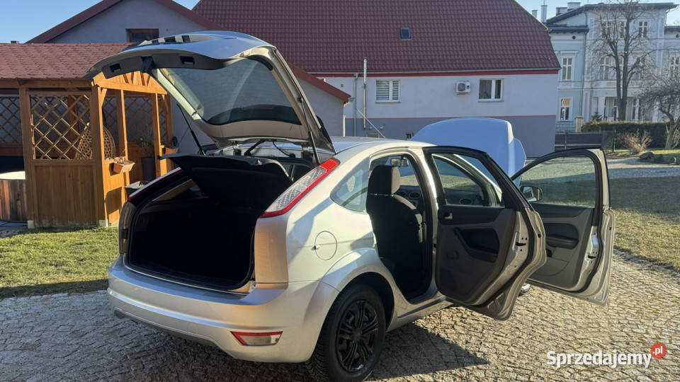 Ford Focus 16 Benz 101 z Niemiec LIFT 2010r centralny zamek Strzegom