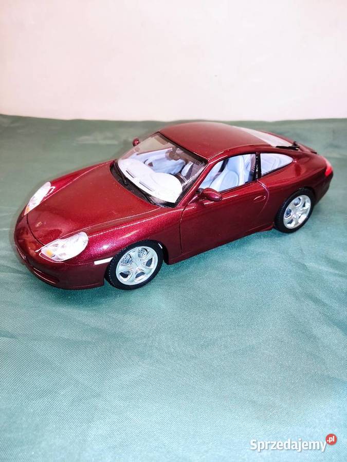 Model samochodu 118 Porsche 911 Carrera 4 1997 Głuchołazy