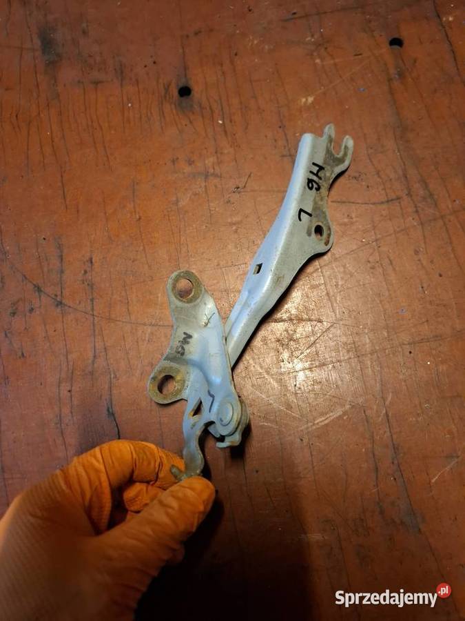 Zawias maski lewy Mazda 6 GG GY 25H Przyborów sprzedam