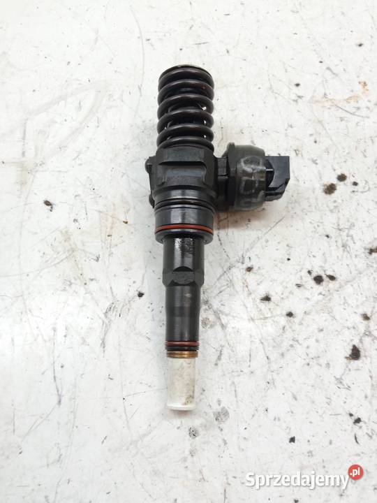 POMPOWTRYSKIWACZ 0414720213 038130073AQ 19 TDI Rok produkcji 2003 sprzedam