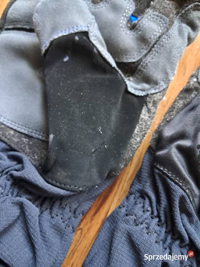 męskie zimowe rękawice 3M są nowe ale posiadają Sandomierz