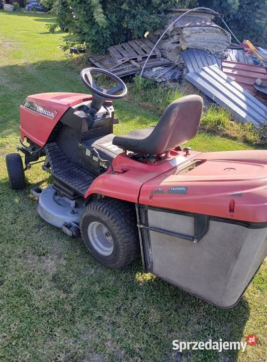 Kosiarki traktorki Honda i Castel Garden Nieledew