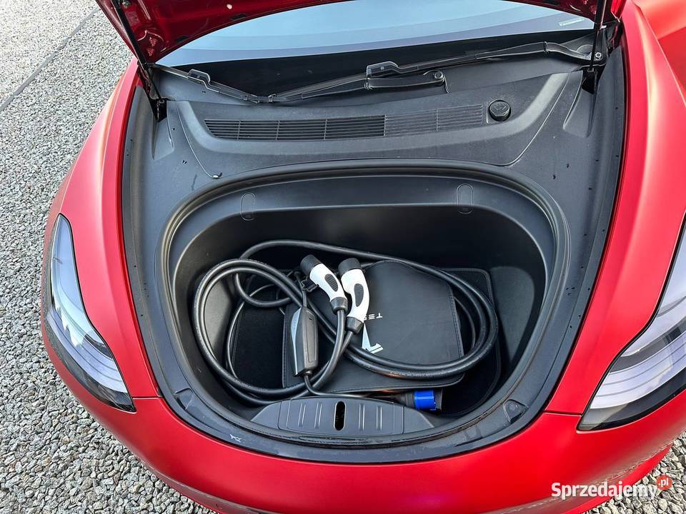 Tesla Model 3 Perfomance Salon Polska EUROPA