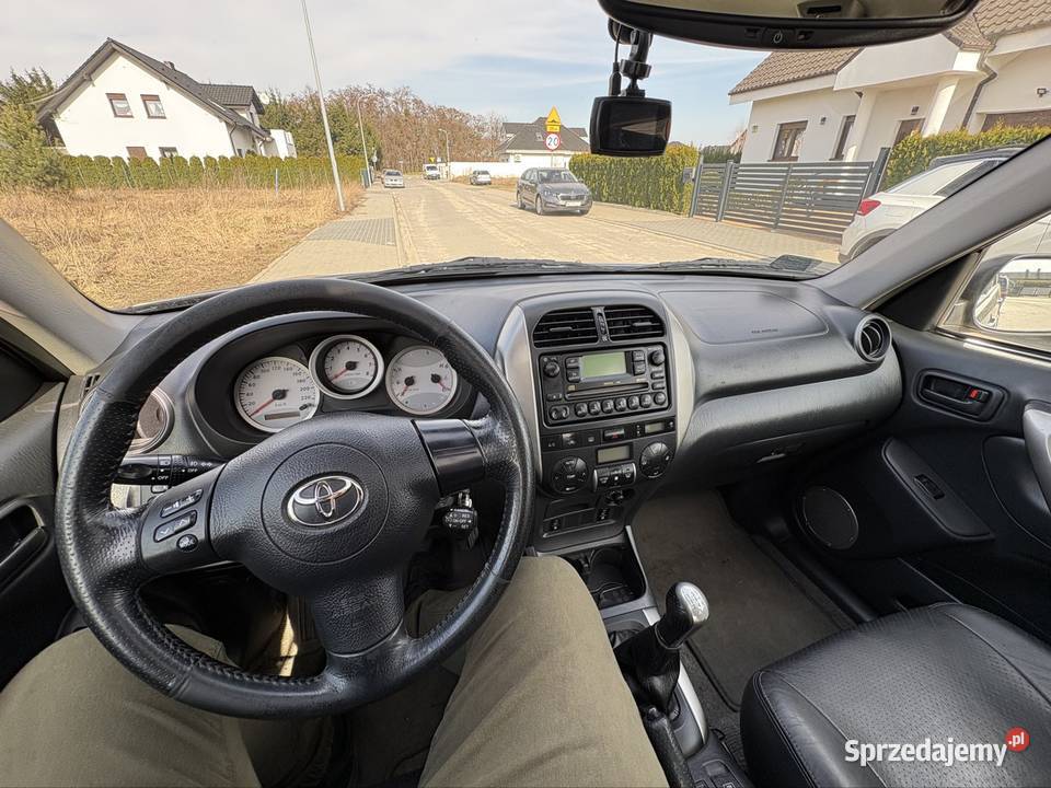 Toyota rav4 20 benzyna 4x4 Terenowy sprzedam