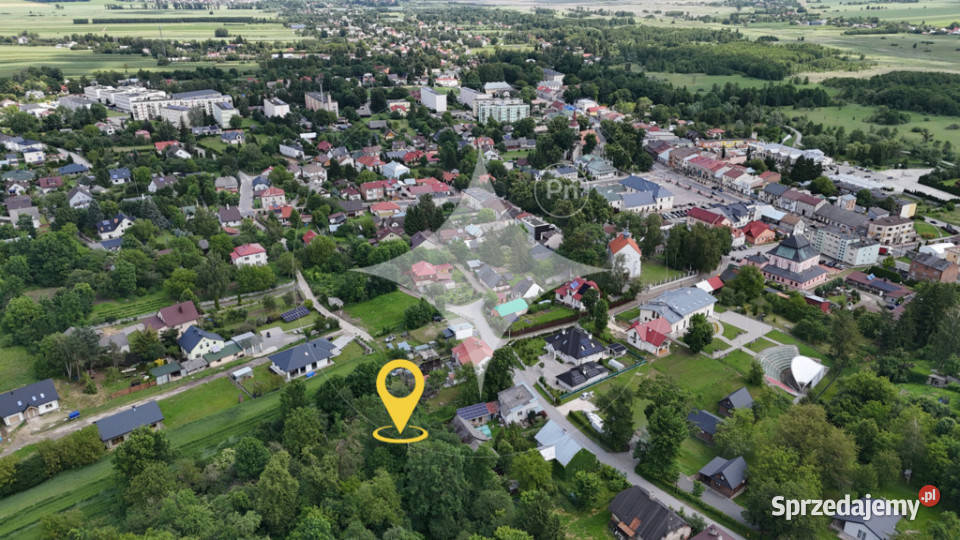 Szczebrzeszyn działka z zabudową i mediami