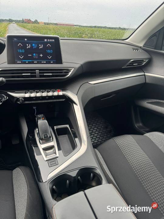 Peugeot 3008 Rok produkcji 2018 Ostrów Wielkopolski