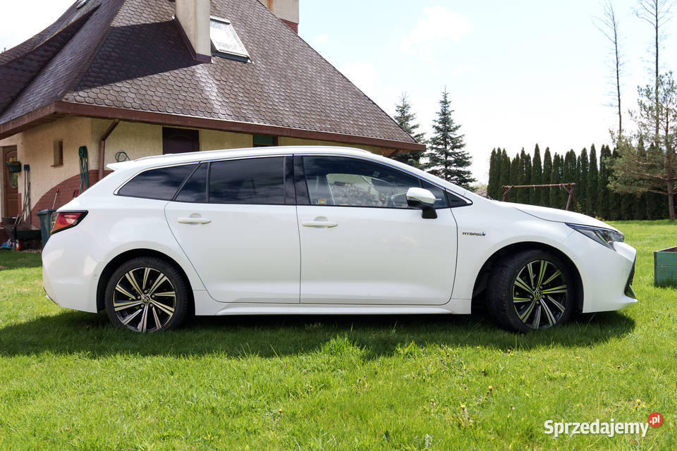 Toyota Corolla 18 TS Hybrid czujnik zmierzchu Zaścianki