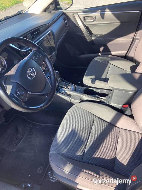 Toyota Corolla benzyna LPG 2017 Wadowice sprzedam