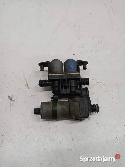 BMW E39 E38 Elektrozawór pompka wody 8374994 Pompy wody Bydgoszcz