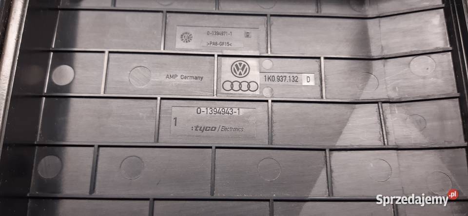 POKRYWA SKRZYNKI BEZPIECZNIKÓW VW AUDI SKODA Mielęcin