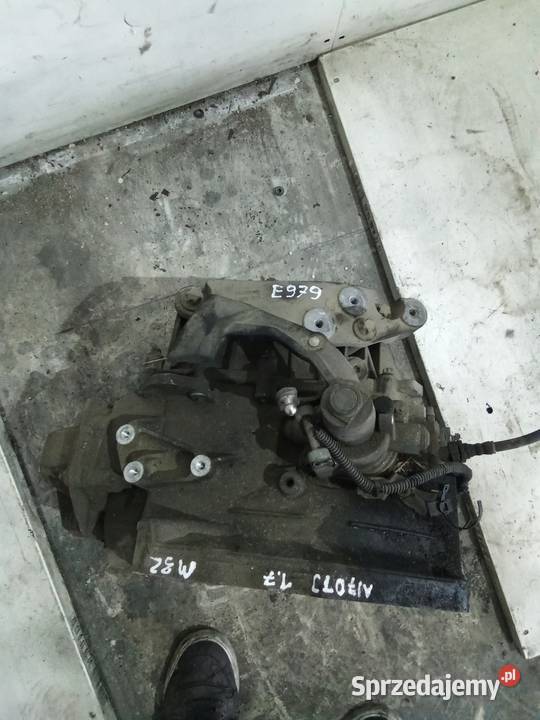 E979 SKRZYNIA BIEGÓW MANUAL ZAFIRA B 17 M32