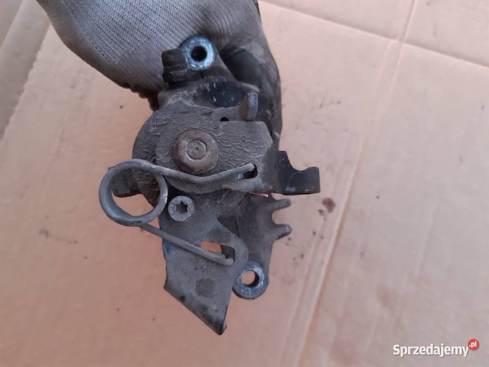 Golf IV Zacusk hamulcowy tyl tylny prawy lewy osobowe Mińsk Mazowiecki