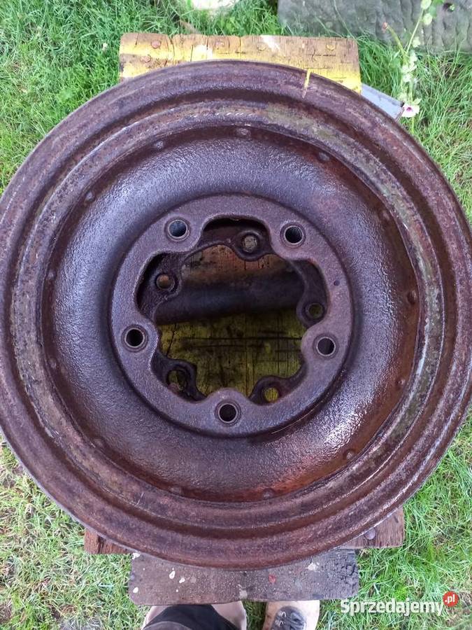 Felgi i piasty vw kubelwagen Legnica sprzedam