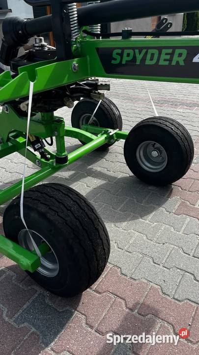 Zgrabiarka karuzelowa 420 SPYDER wersja pomorskie