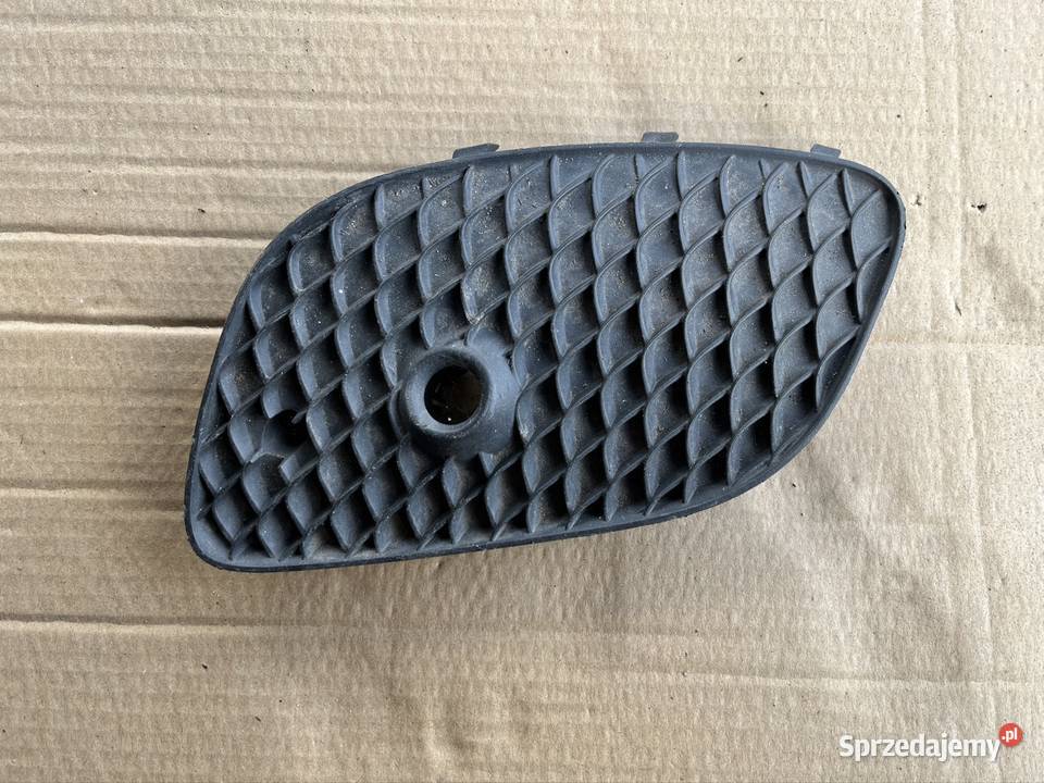 MERCEDES W177 KRATKA ZDERZAKA LEWY PRZÓD Międzychód