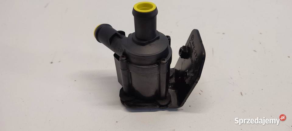 VW TIGUAN II POMPKA WODY 20 TDI 5Q0965561B