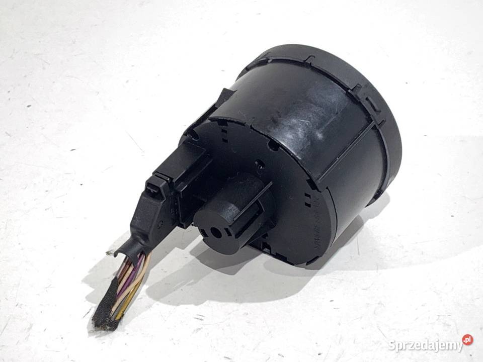 WŁĄCZNIK ŚWIATEŁ VW PASSAT B6 1K0941431N 0510