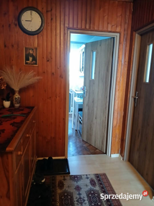 Sprzedam mieszkanie 6070 m lubelskie Łęczna