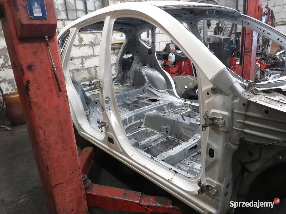 PRÓG SŁUPEK PRAWY BOK 34K MAZDA CX5 osobowe