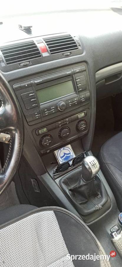 OCTAVIA II TDI Prywatne auto Kraków światła przeciwmgielne